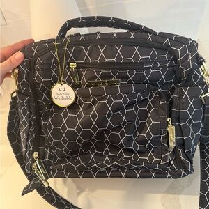 JuJuBe BFF Diaper Bag/Backpack/Messenger Bag - The Duchess NWT